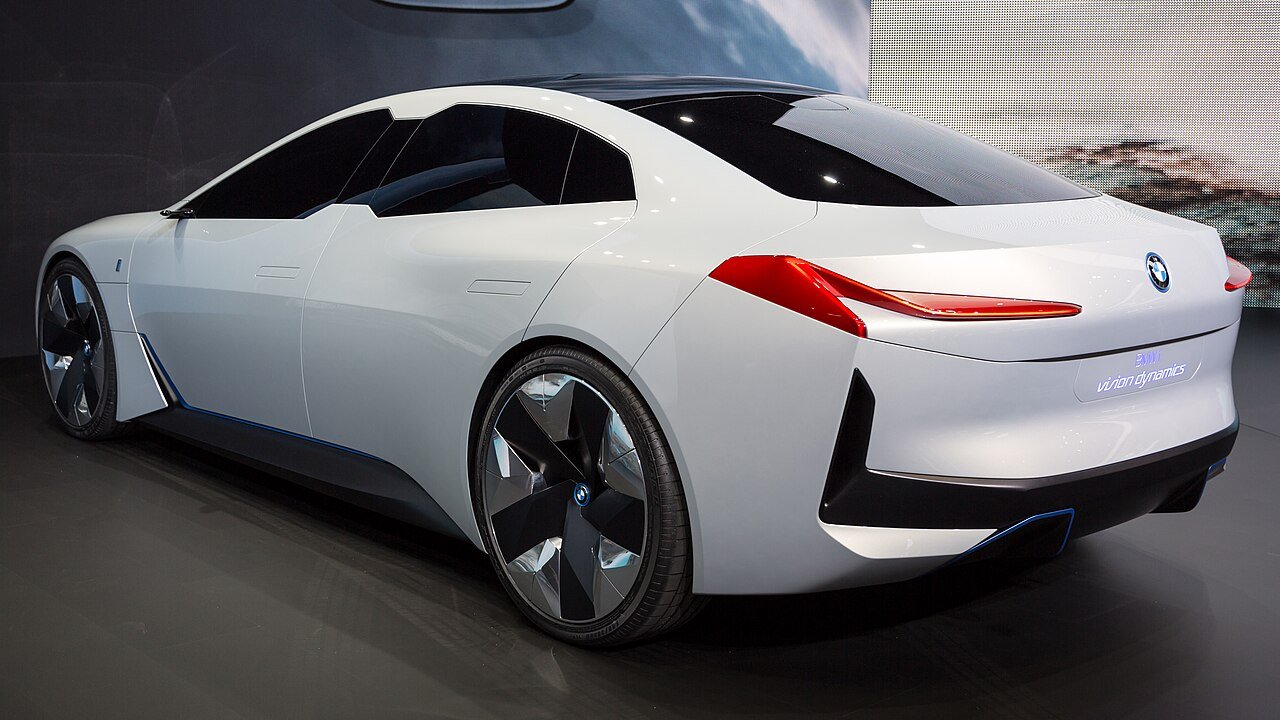 BMW i4