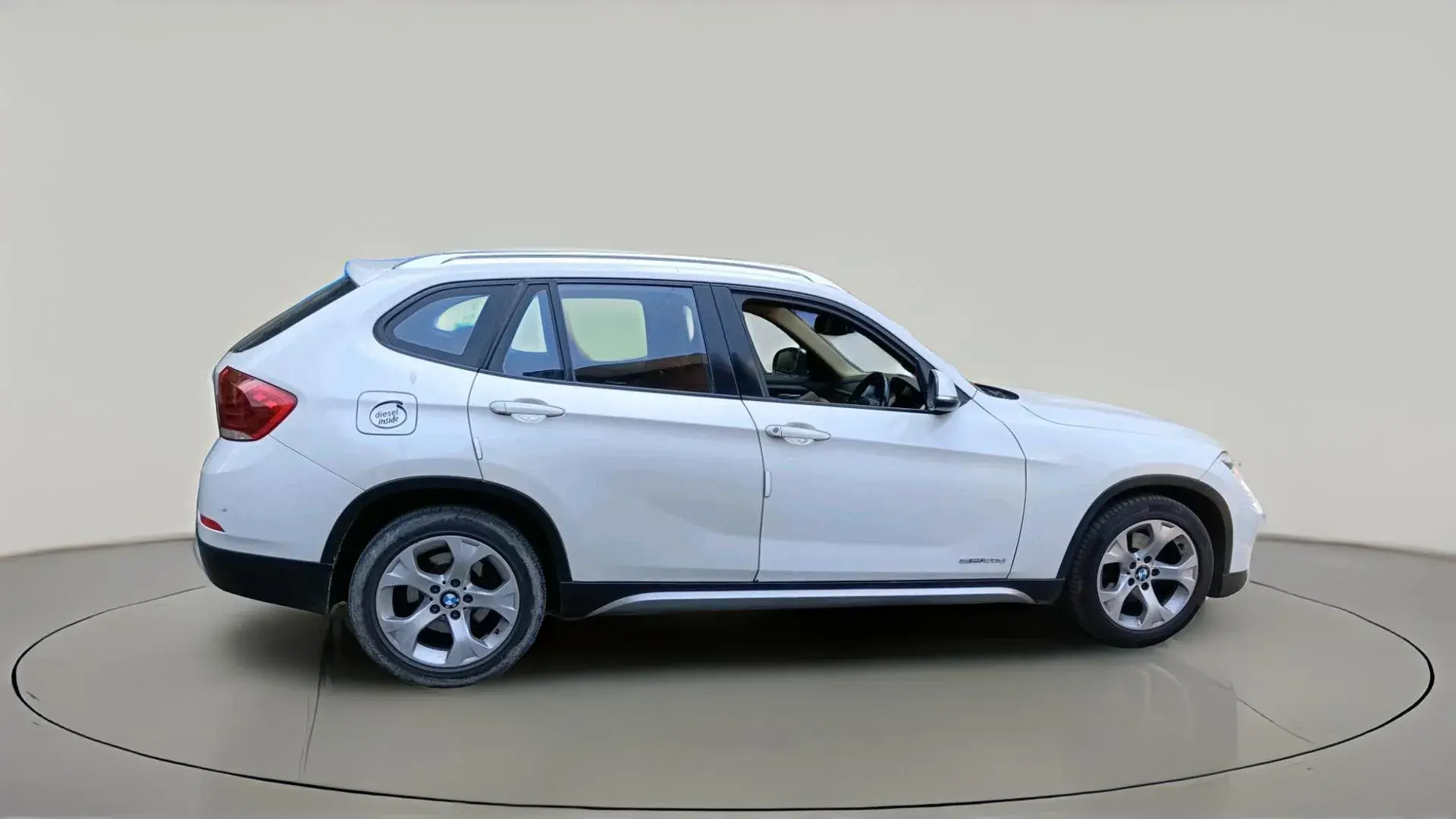 BMW X1 — View 2