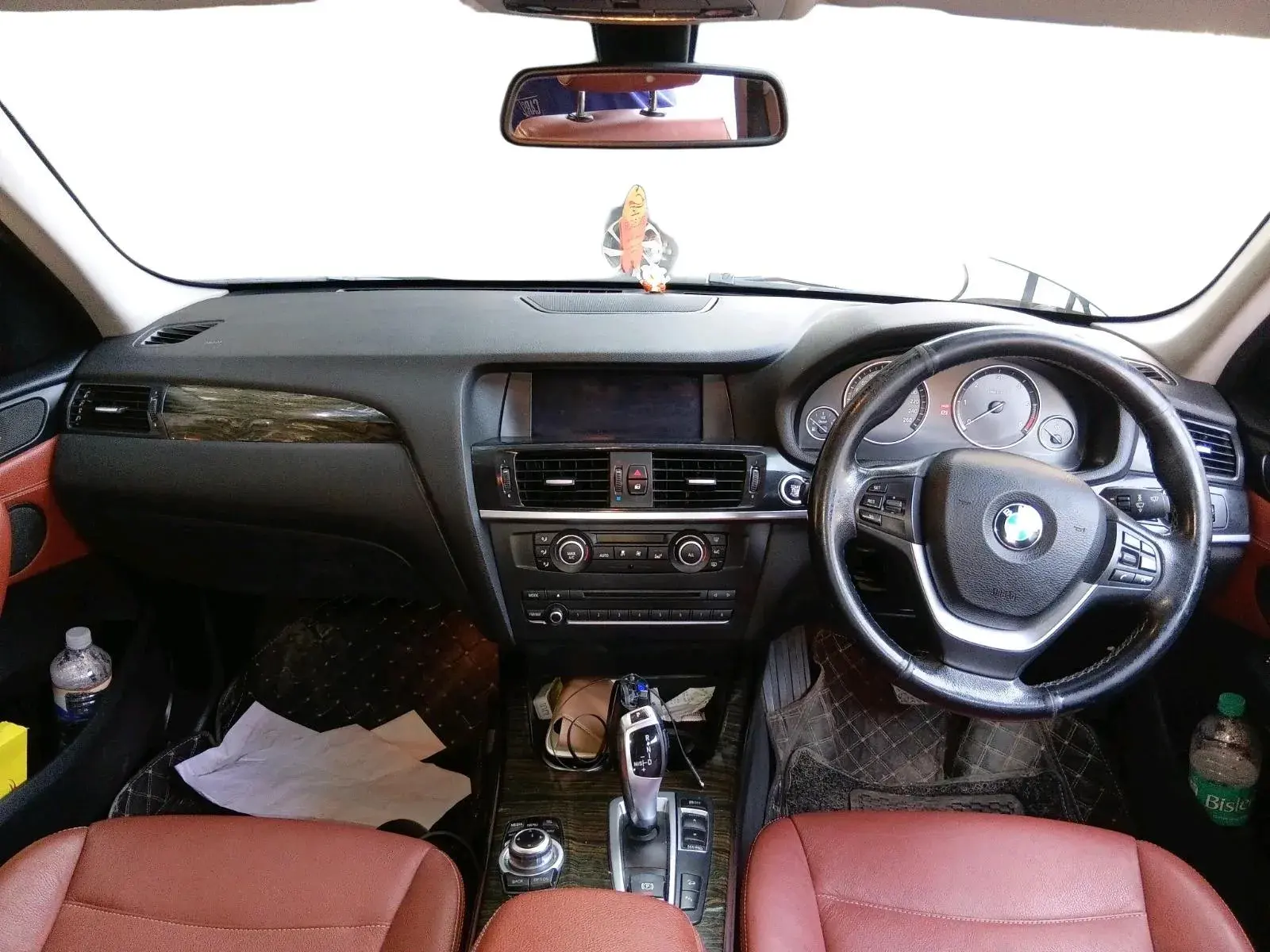 BMW X3 — View 3