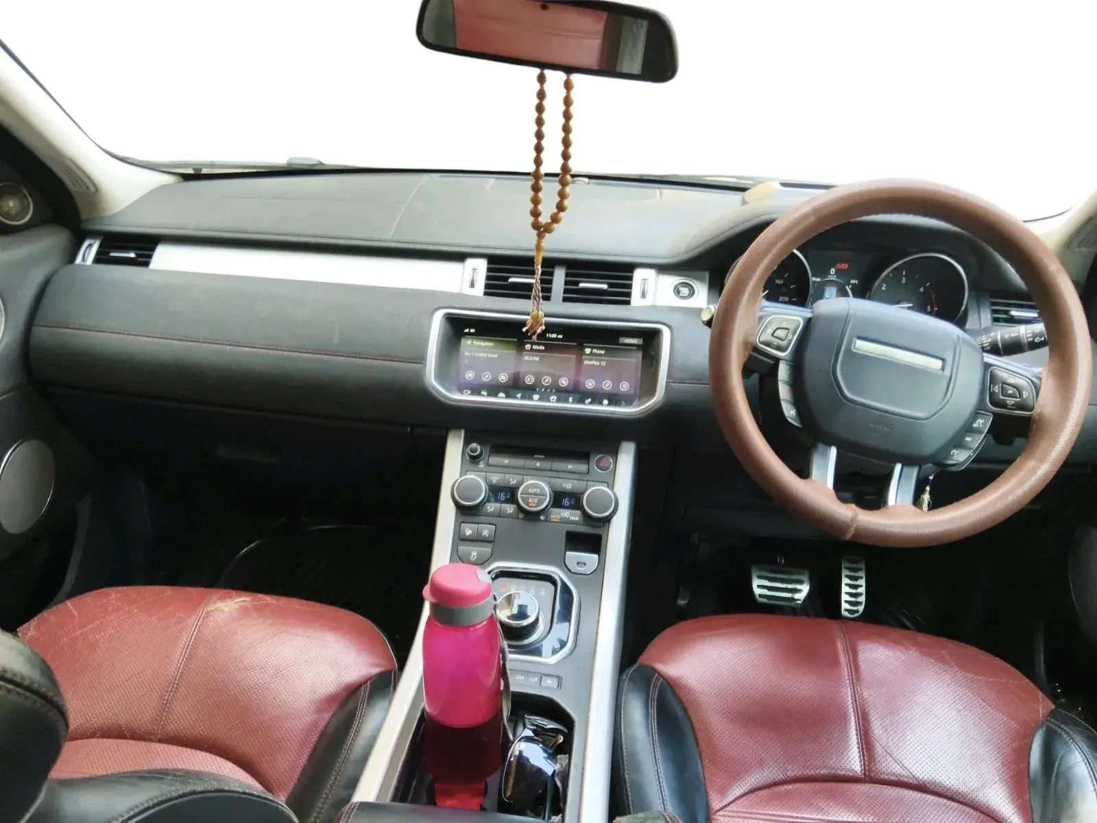 Land Rover Range Rover Evoque — View 3