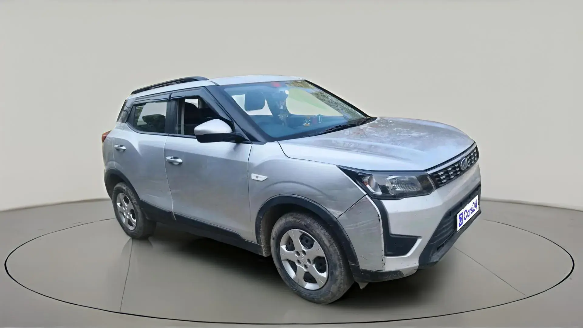 Mahindra XUV300