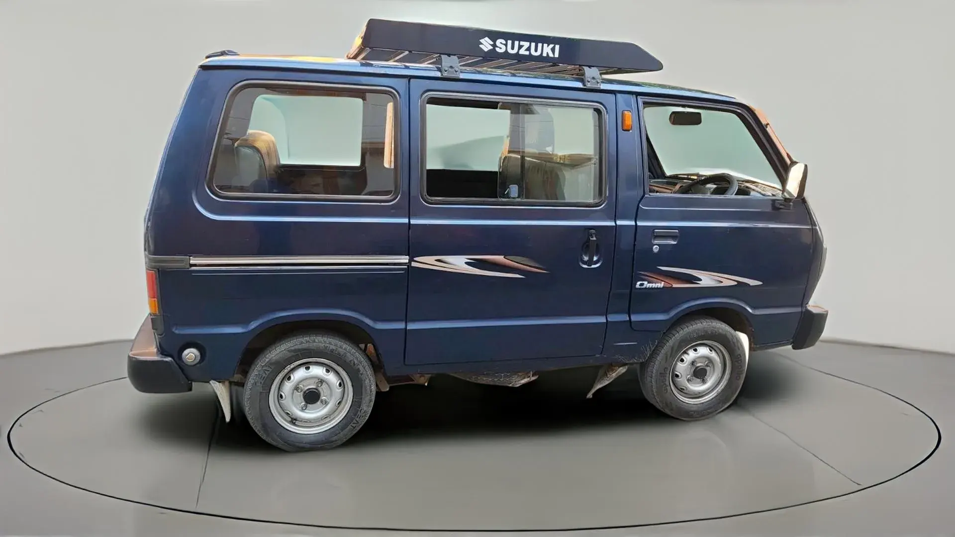 Maruti Suzuki Omni — View 2