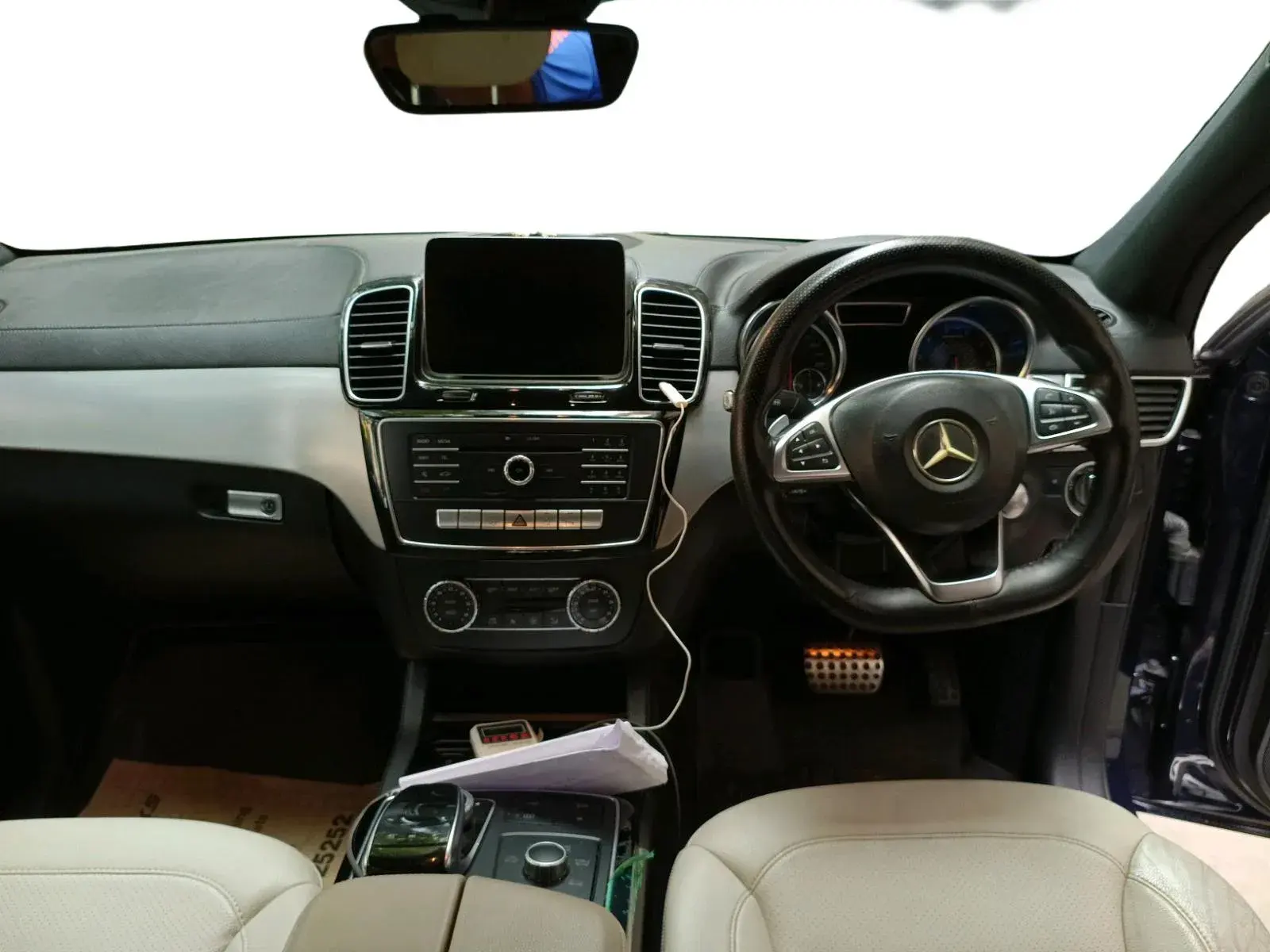 Mercedes-Benz GLE — View 2