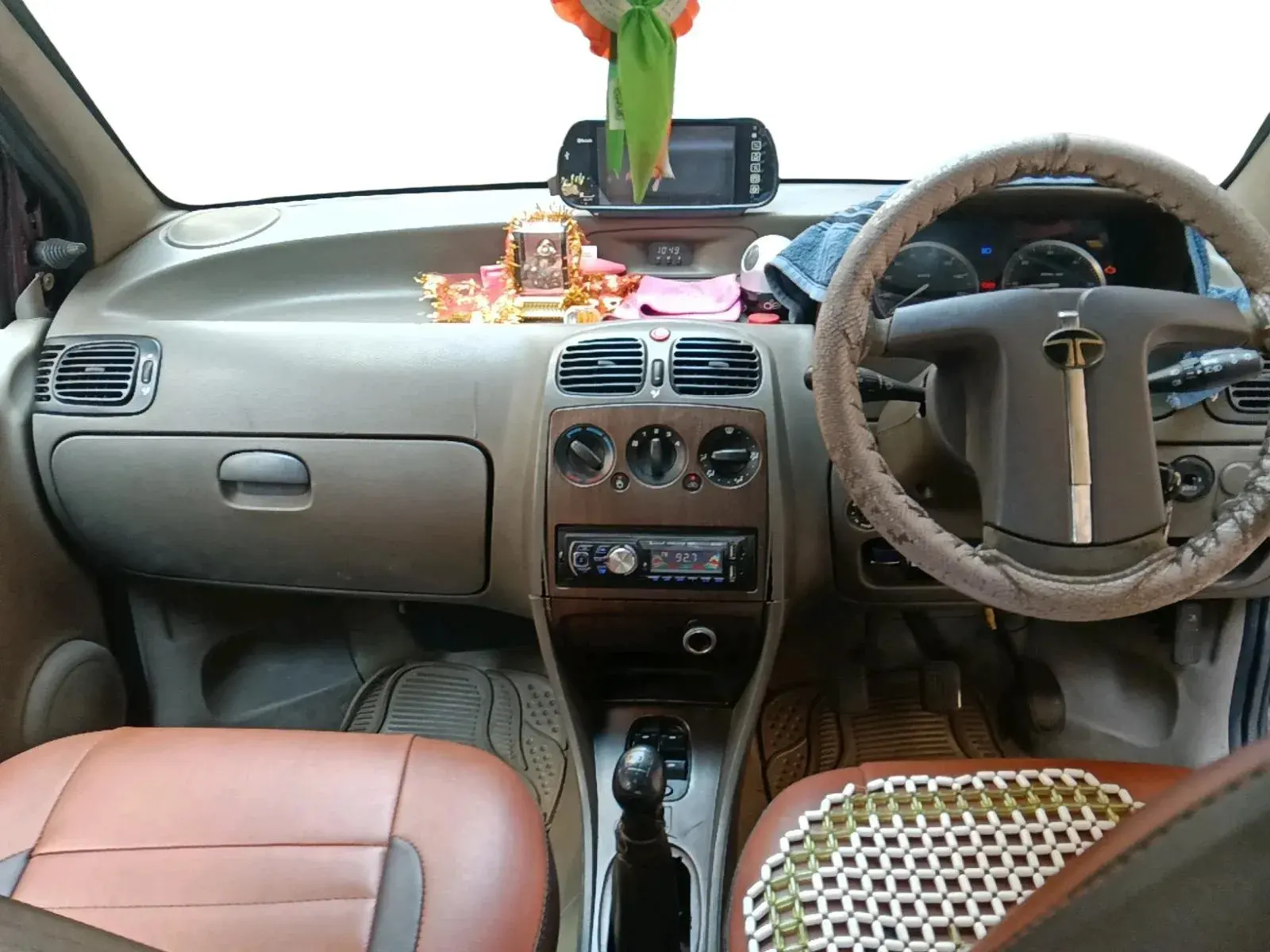 Tata Indigo — View 3