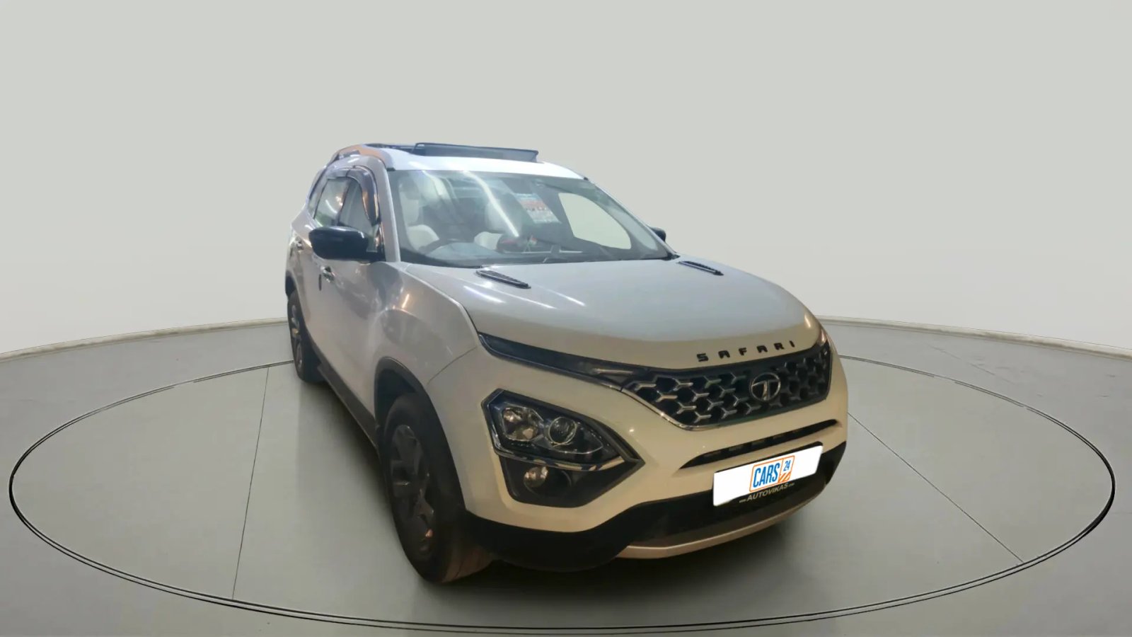Tata Safari
