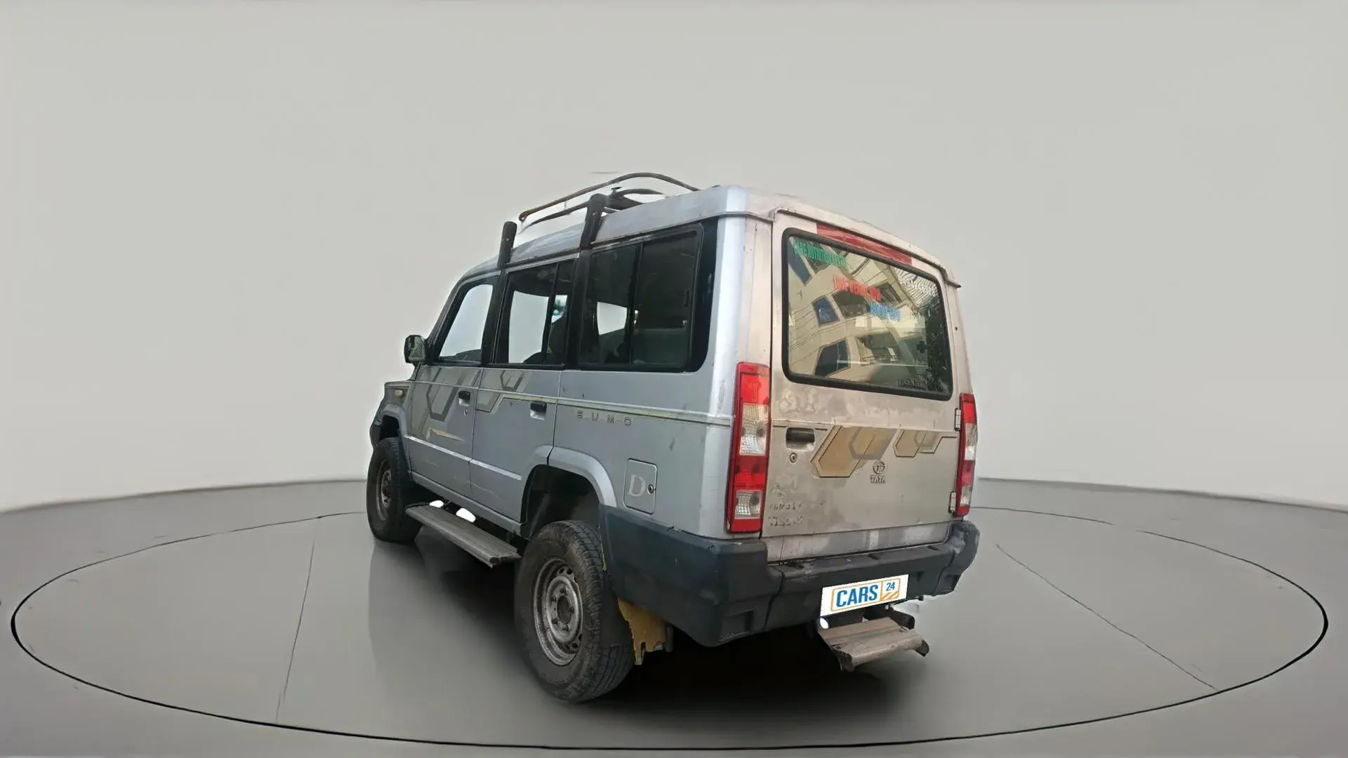 Tata Sumo — View 1